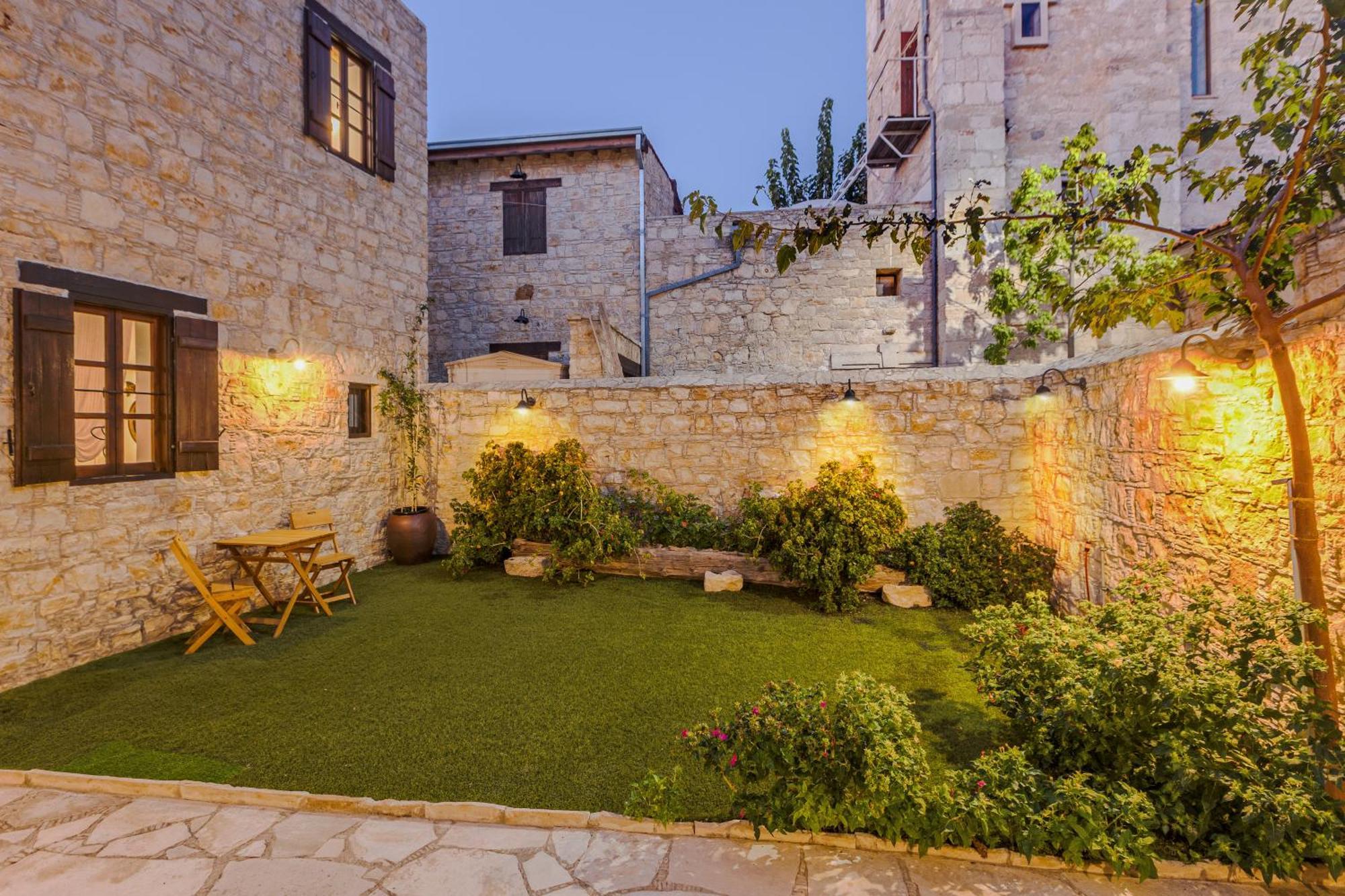 Oinoessa Traditional Boutique Guest Houses Лофу Экстерьер фото