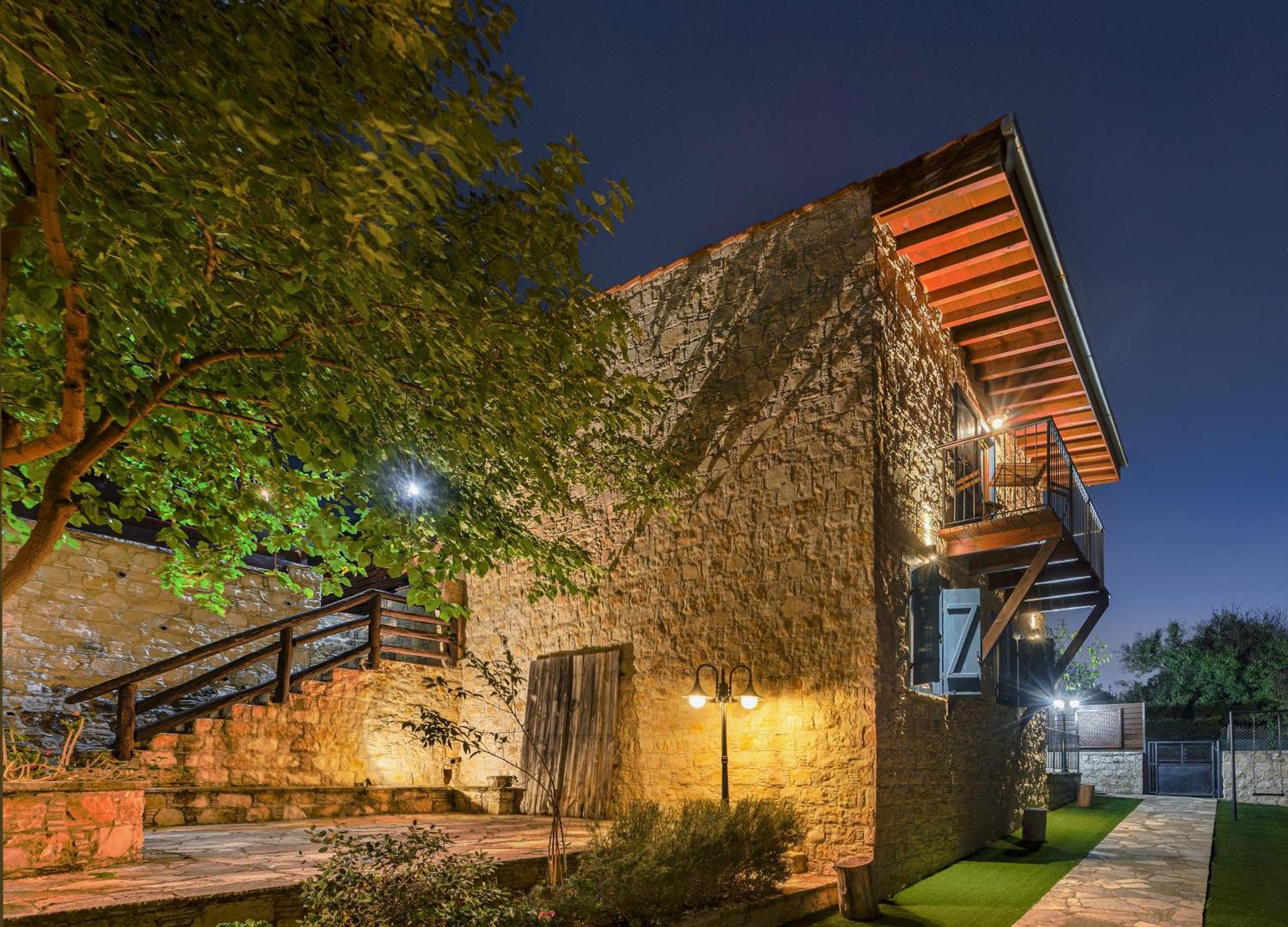 Oinoessa Traditional Boutique Guest Houses Лофу Экстерьер фото