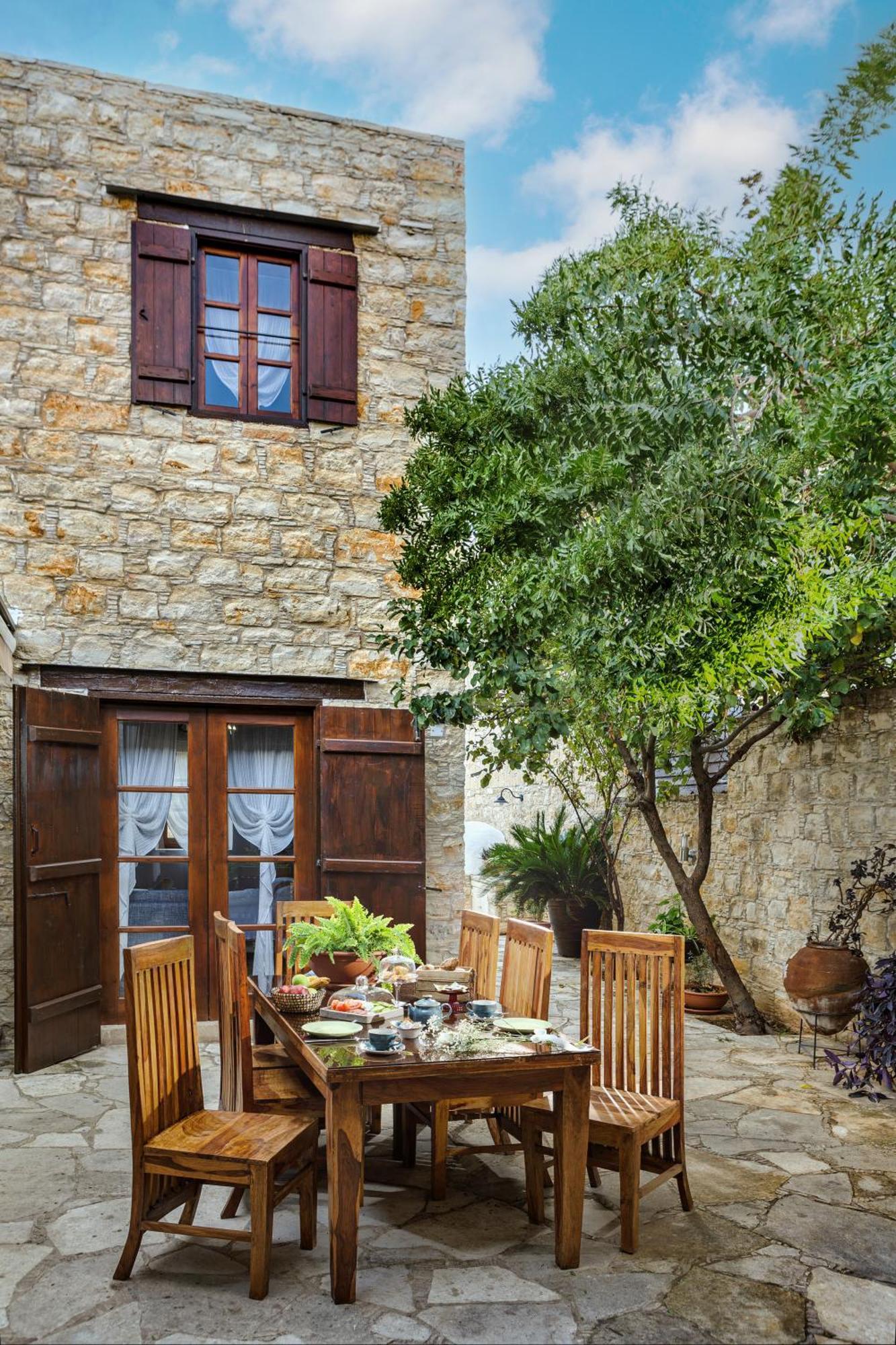 Oinoessa Traditional Boutique Guest Houses Лофу Экстерьер фото